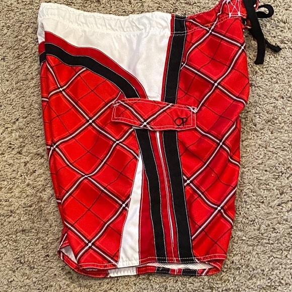 Men’s OP Swim Trunks Board Shorts Mesh Lined Red Black Plaid Sz Medium 32|34 VGC - Picture 3 of 6